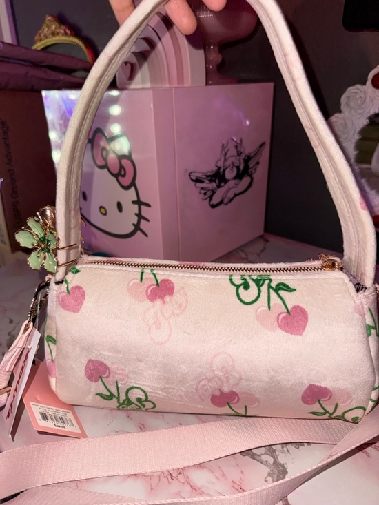 Juicy Couture Retro Juicy Cherry Shoulder/Crossbody Bag in Cream with Coin Pouch - Picture 5 of 6